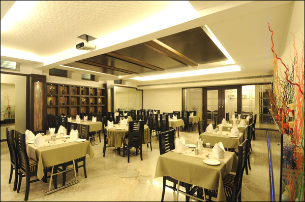 Crystal Inn Hotel Agra Restaurant