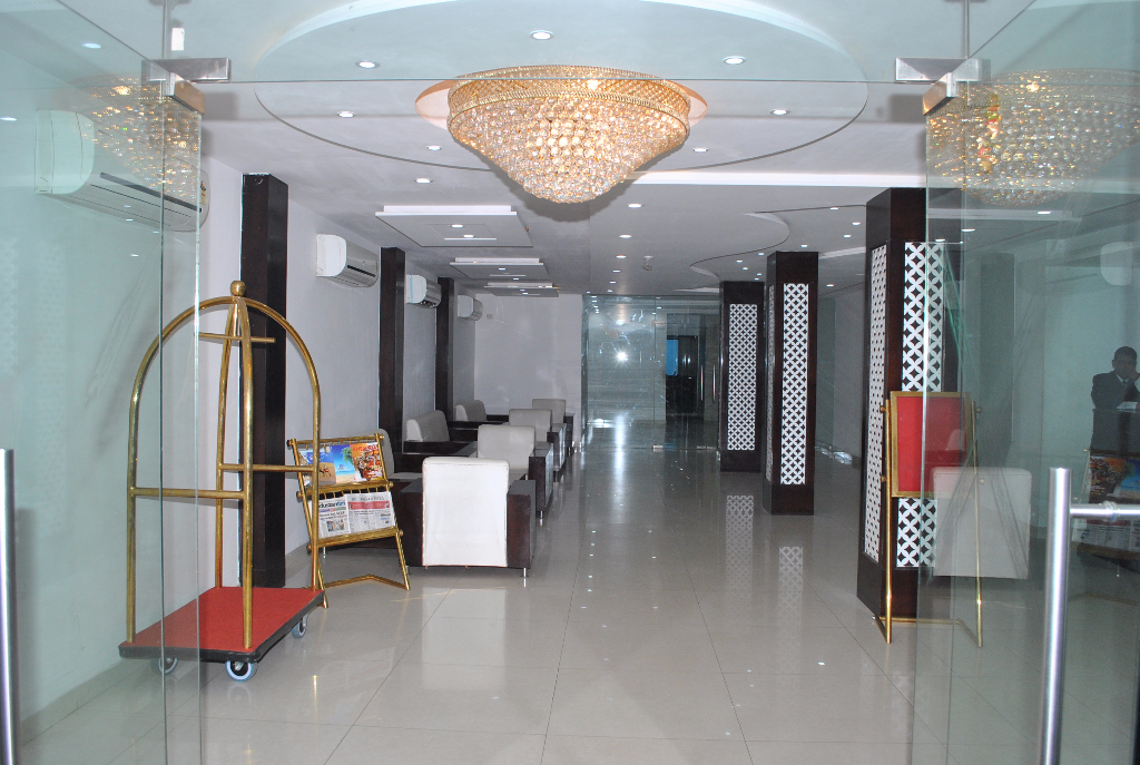 Delux Inn Hotel Agra Restaurant