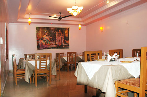 Kanha Continental Hotel Agra Restaurant
