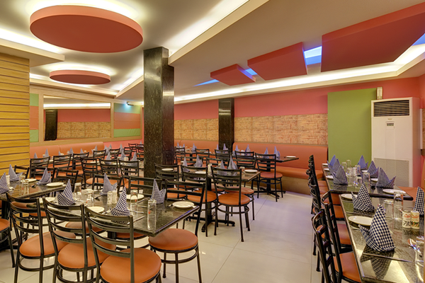 Amar Yatri Niwas Hotel Agra Restaurant